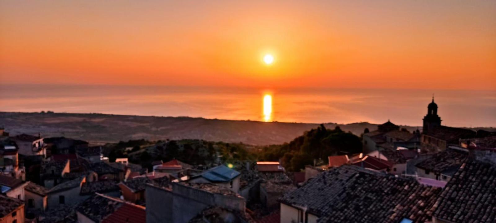 Perla Del Borgo Appartamenti Santa Caterina dello Ionio Exterior foto