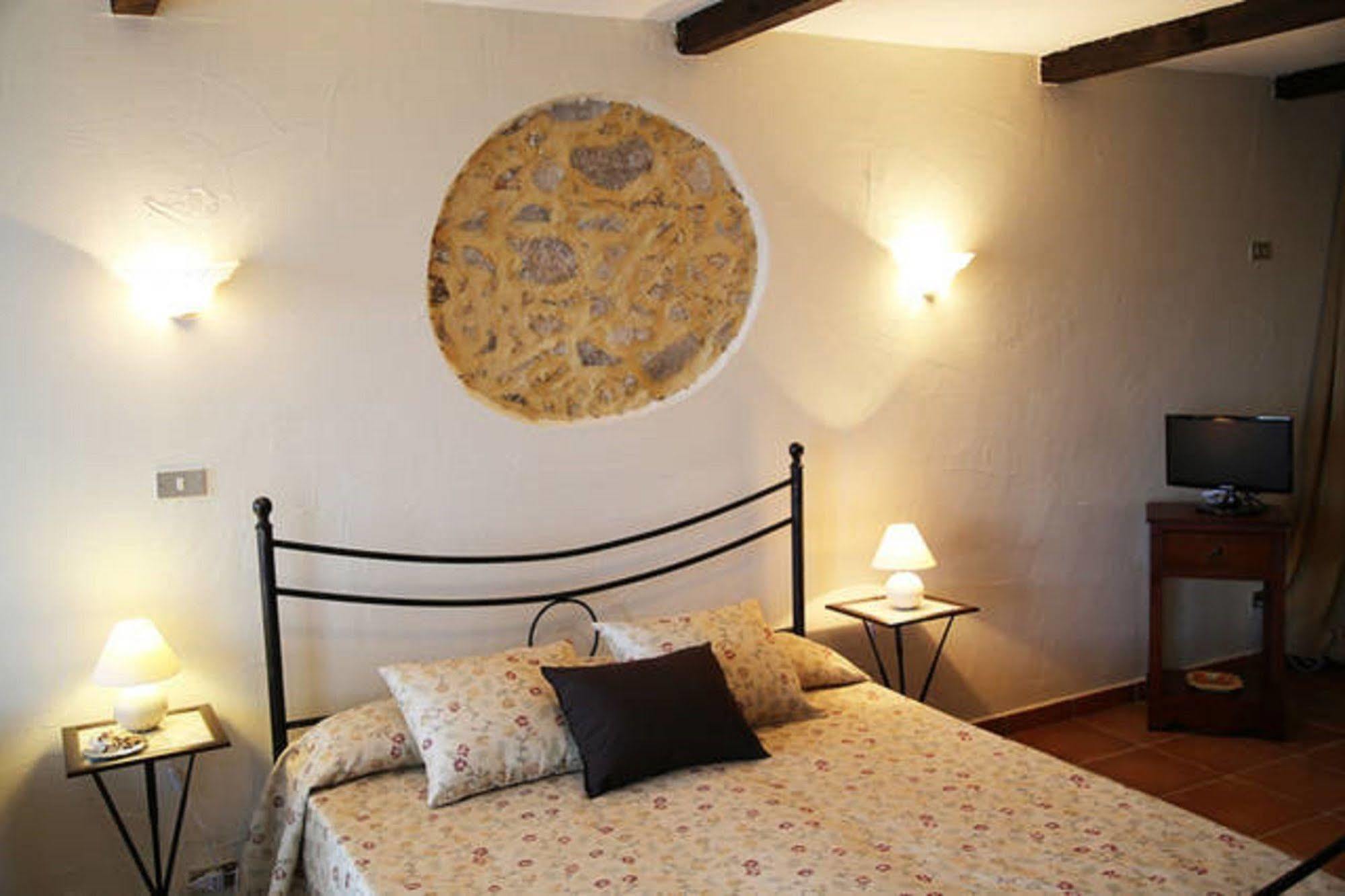 Perla Del Borgo Appartamenti Santa Caterina dello Ionio Exterior foto